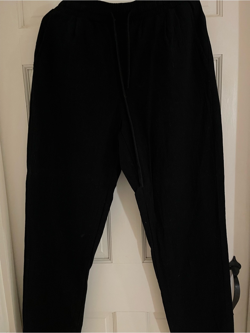 Men's Black Elastic-Waist Drawstring Joggers